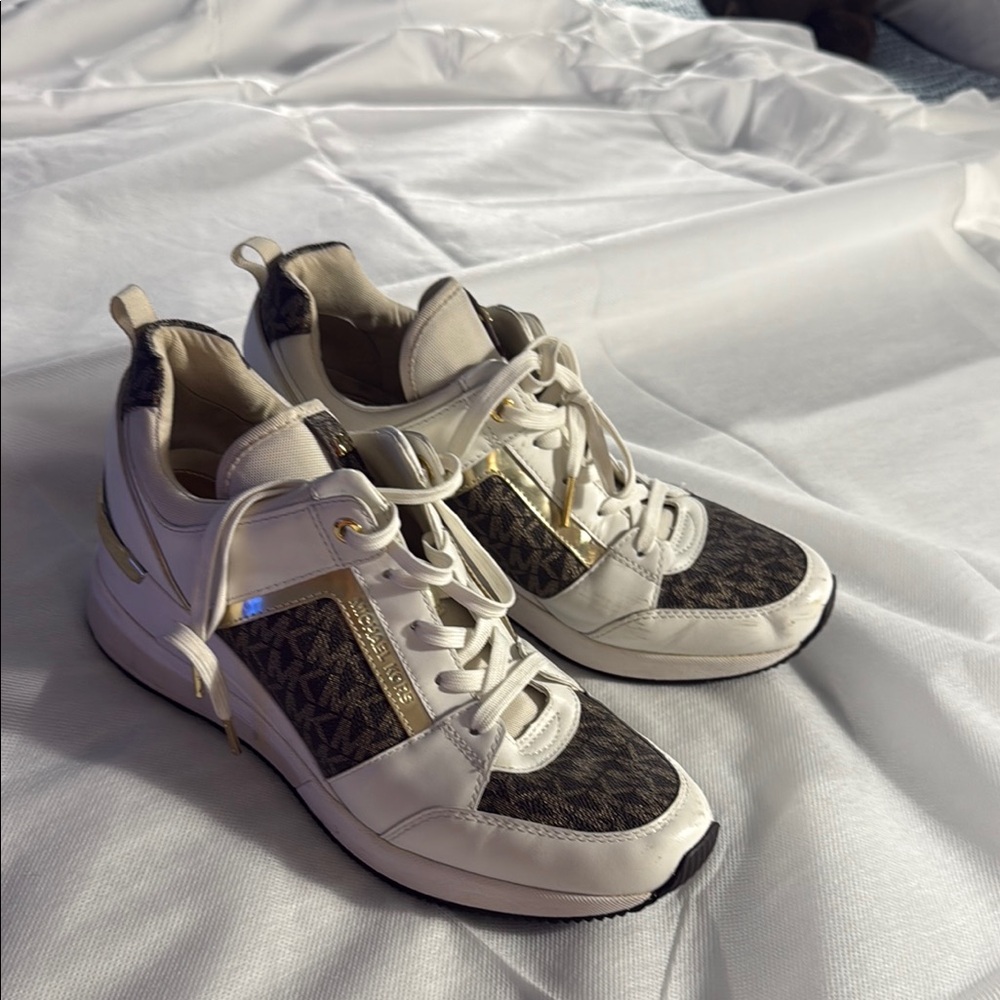 White and Gold Sneakers with Chunky Sole and Mixed Material Design